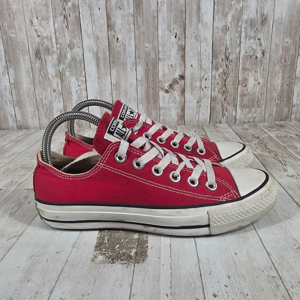 Converse Chuck Taylor All Star Low Top Red Canvas Sneakers M9696 Womens 7 Mens 5
